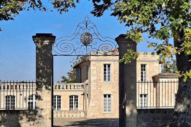 Private Wine Lovers - Super St Emilion - behind the scenes visits top chateaux and medieval town - Why This St Emilion Tour Feels Different From the Usual Wine Stops