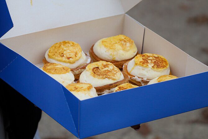 Sweet gastronomic tour to discover Bordeaux - Logistics that matter: walking pace, group size, and getting there