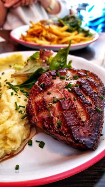 The Ultimate Bordeaux Food Tour: Full Meal & Fine Wines - A 210-minute Bordeaux walk that feels like a meal plan