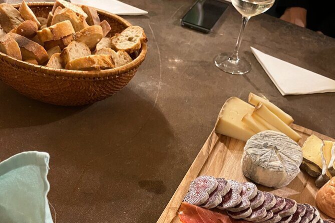 Traditional Gourmet Food & Wine Tour in Bordeaux - Why this Bordeaux walk feels worth the money