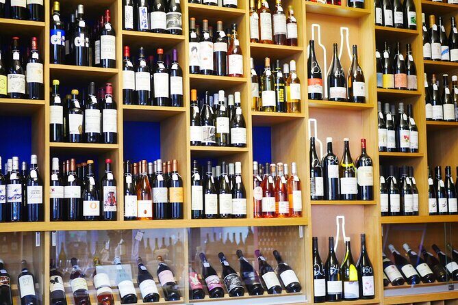 Traditional Gourmet Food & Wine Tour in Bordeaux - Rue des Remparts: medieval street, modern food shopping
