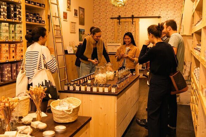 Traditional Gourmet Food & Wine Tour in Bordeaux - Place Pey-Berland: where cannelés meet cathedral legends
